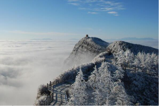 中国看雪最好的十个地方 雪乡排名第五,第一可以欣赏冰雕艺术插图5