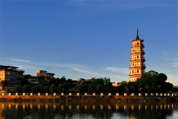 广东罗定十大最好玩的景点：龙龛岩上榜，第十是百年古村插图