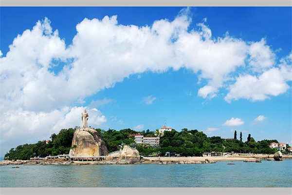 福建十大冬季旅游好去处：武夷山上榜，它的梅花最盛插图