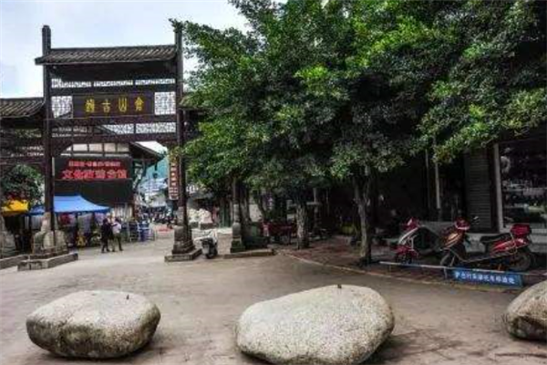 德阳十大风景名胜排行榜：白龙潭上榜，第十可以看油菜花插图1