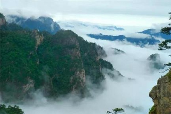 河南十大冬季旅游好去处：白云山上榜，第七花丛中的温泉插图3