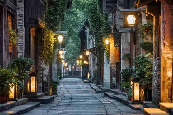 适合十一月旅游的地方前十名：乌镇上榜，它发现了金面具插图3