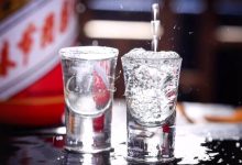 投资项目立项报告（含行业研究、公司财务分析、交易方案与收益测算、企业发展思路、项目亮点及主要挑战）|爱分享